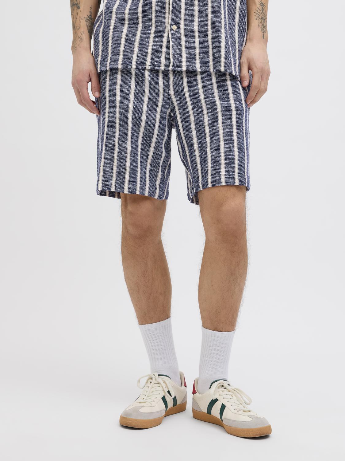 JPSTJAIDEN COBA STRIPE JOGGER SHORTS